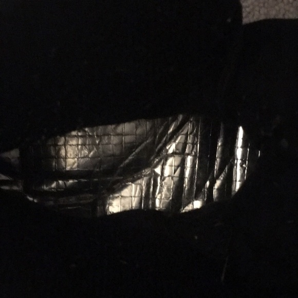 Itasca Thermalite thin insulation - Picture 8 of 11